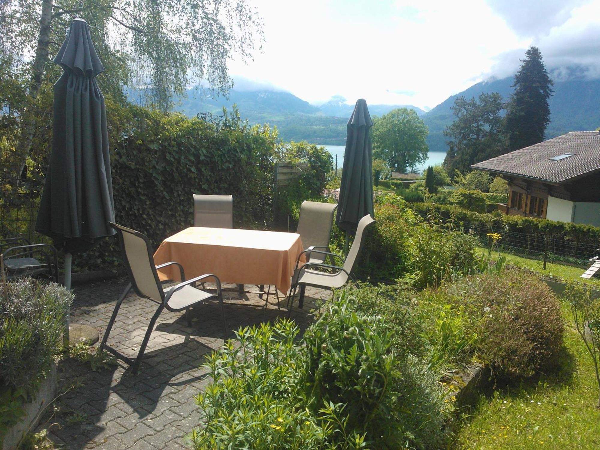 B&B Schoenoertli Gunten Buitenkant foto